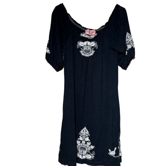 Johnny Was Black Boho Embroidered Dress Size S Knee Length 3/4 Sleeve - Picture 1 of 4